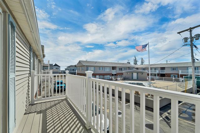 68 Kings Hwy Unit 27, Hampton, NH 03842