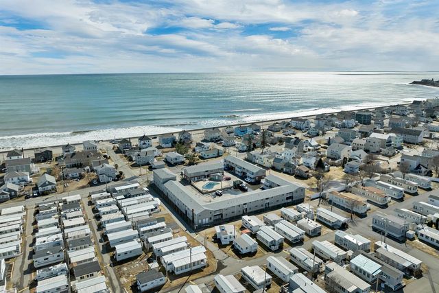 68 Kings Hwy Unit 27, Hampton, NH 03842