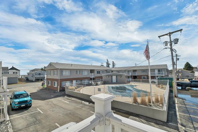 68 Kings Hwy Unit 27, Hampton, NH 03842