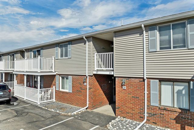 68 Kings Hwy Unit 27, Hampton, NH 03842