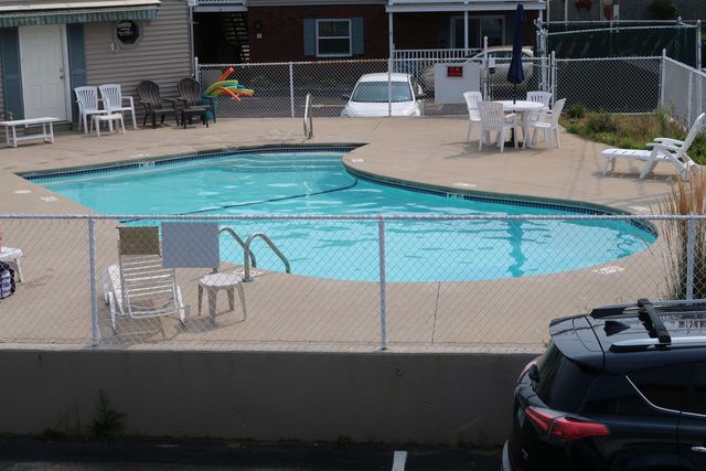 68 Kings Hwy Unit 27, Hampton, NH 03842