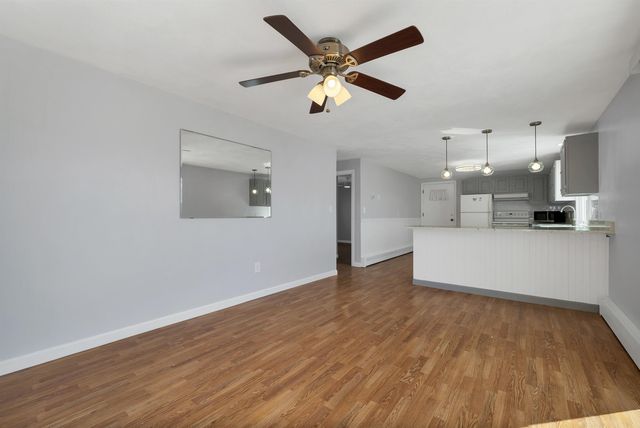 68 Kings Hwy Unit 27, Hampton, NH 03842