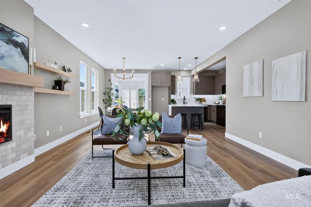 330 E Mayfield Springs Blvd, Boise, ID 83716