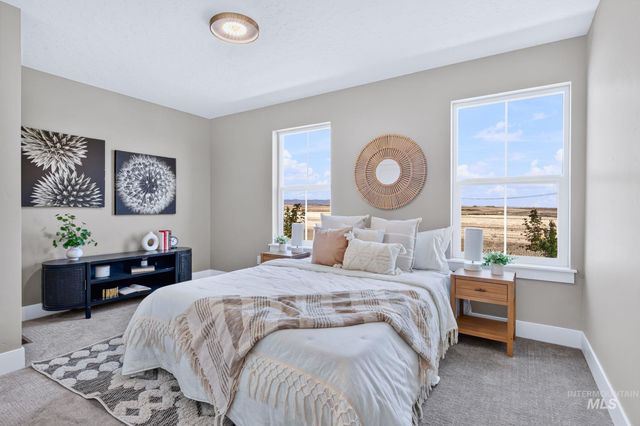 330 E Mayfield Springs Blvd, Boise, ID 83716