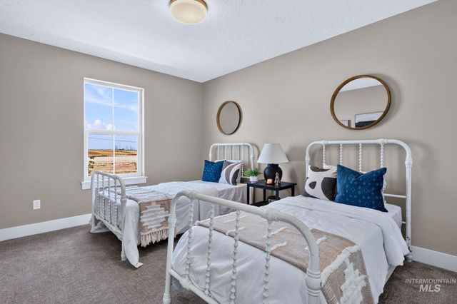 330 E Mayfield Springs Blvd, Boise, ID 83716