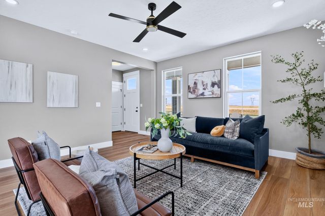 330 E Mayfield Springs Blvd, Boise, ID 83716