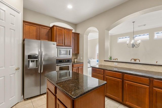 15325 Interlachen DR, Austin, TX 78717