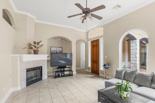 15325 Interlachen DR, Austin, TX 78717