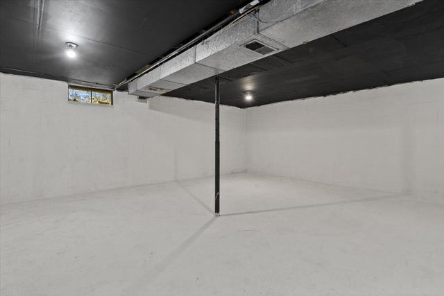 12980 Crestview Drive, Sawyer, MI 49125