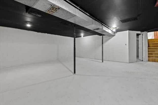 12980 Crestview Drive, Sawyer, MI 49125