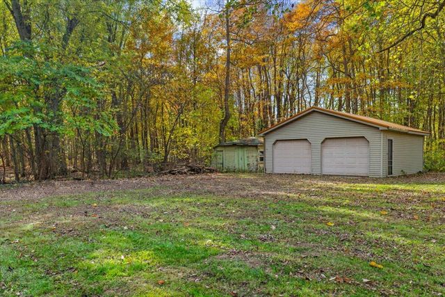 12980 Crestview Drive, Sawyer, MI 49125