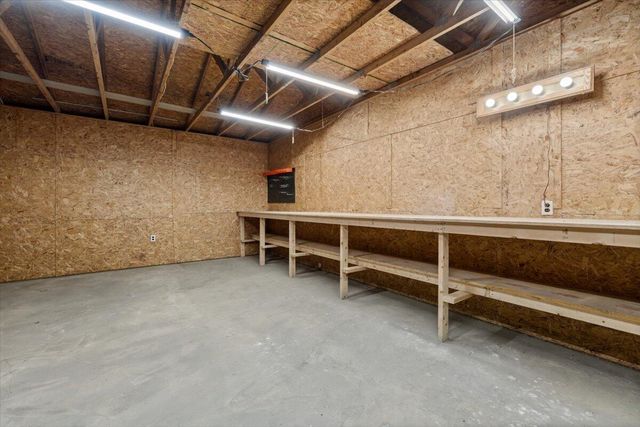 12980 Crestview Drive, Sawyer, MI 49125