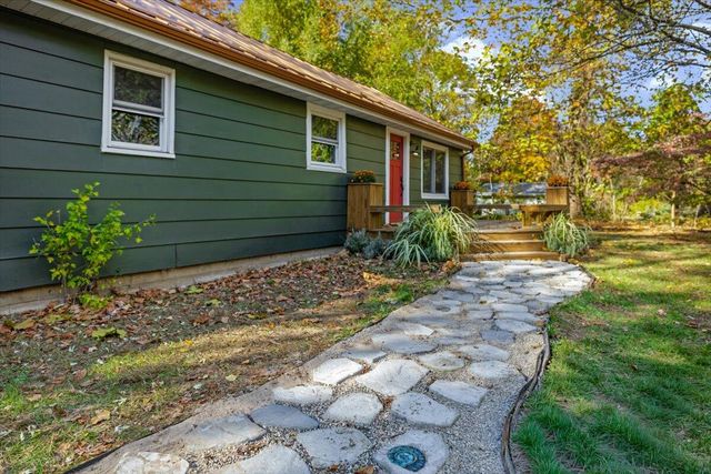 12980 Crestview Drive, Sawyer, MI 49125