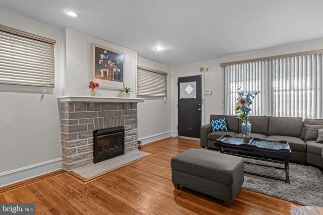841 E RITTENHOUSE ST, Philadelphia, PA 19138