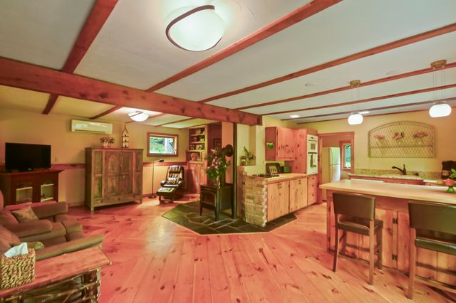 117 Barrett Hill Road, Wilton, NH 03086