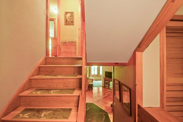 117 Barrett Hill Road, Wilton, NH 03086
