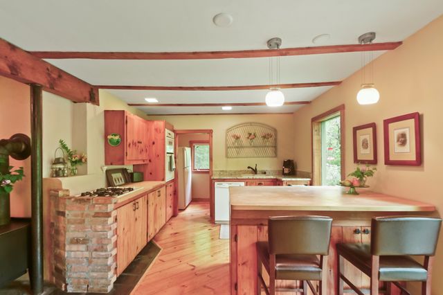 117 Barrett Hill Road, Wilton, NH 03086