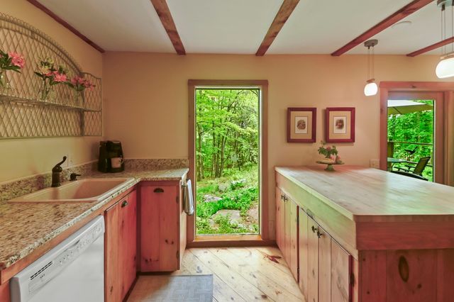 117 Barrett Hill Road, Wilton, NH 03086