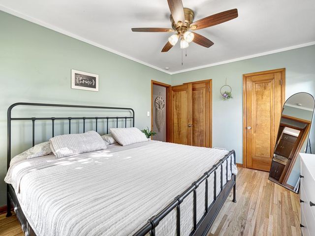 245 5th Avenue S, South Saint Paul, MN 55075