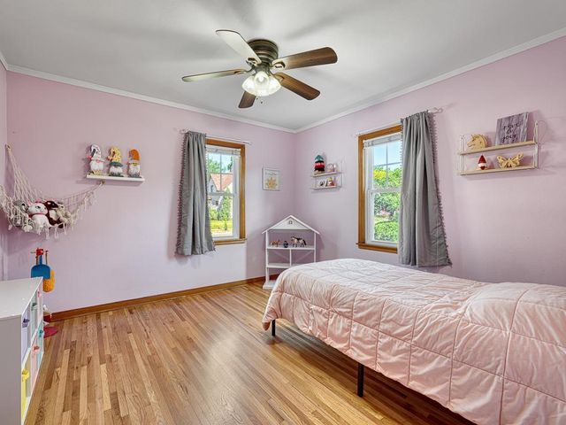 245 5th Avenue S, South Saint Paul, MN 55075