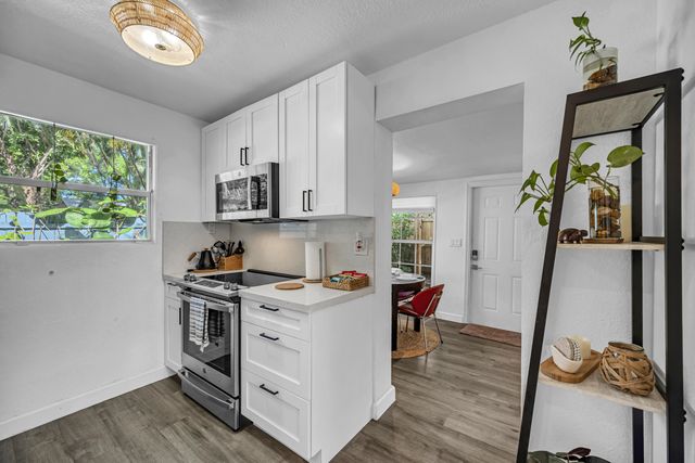 312 SW 12th Avenue, Fort Lauderdale, FL 33312
