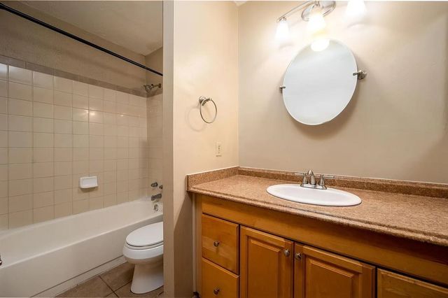 107 S Front St Apt 41, Memphis, TN 38103