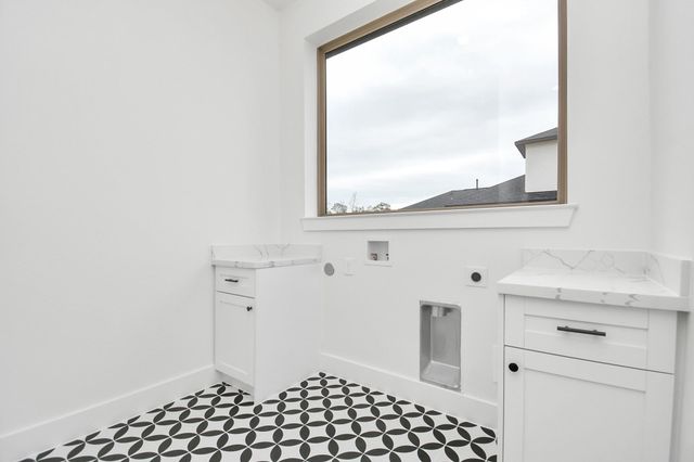 3136 Road 66125, Dayton, TX 77535