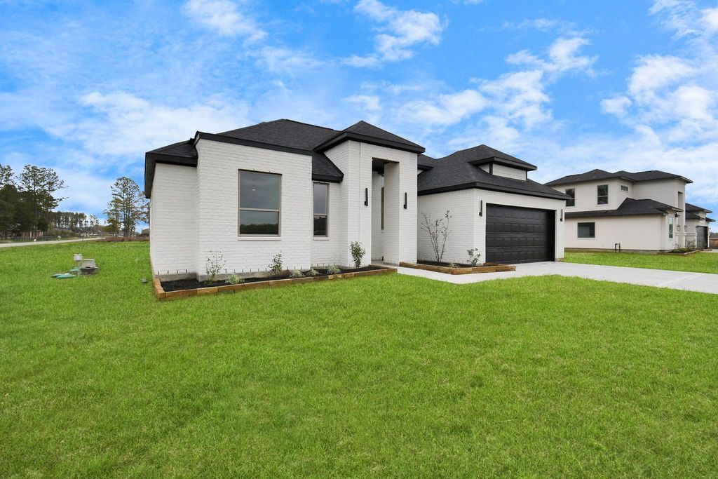 3136 Road 66125, Dayton, TX 77535