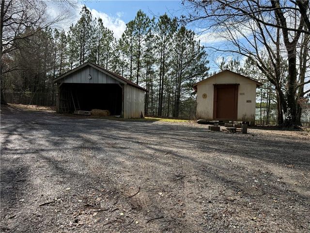 99 Davis Drive, Jasper, GA 30143