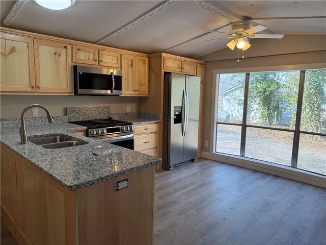 99 Davis Drive, Jasper, GA 30143