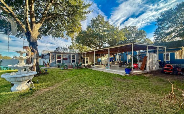 841 S Loop 497, Brenham, TX 77833
