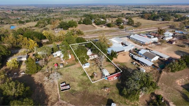 841 S Loop 497, Brenham, TX 77833