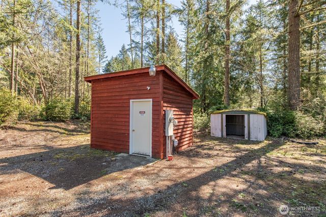 4314 Lackey Road NW, Lakebay, WA 98349