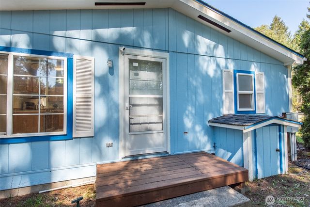 4314 Lackey Road NW, Lakebay, WA 98349
