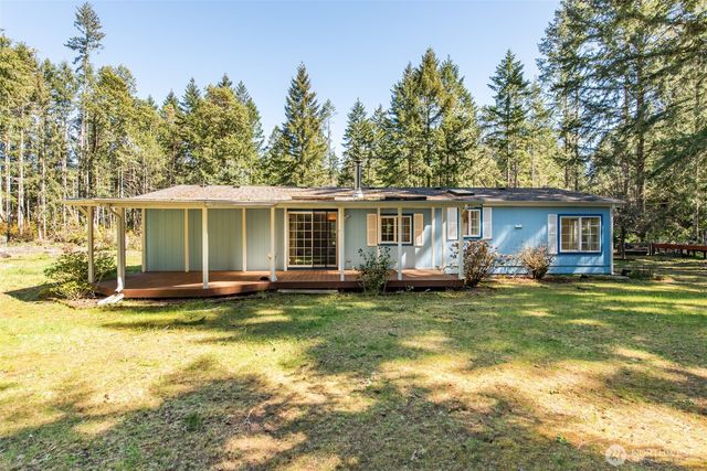 4314 Lackey Road NW, Lakebay, WA 98349