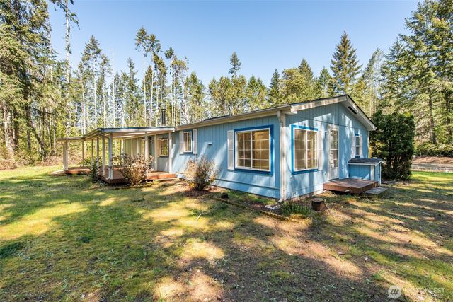 4314 Lackey Road NW, Lakebay, WA 98349