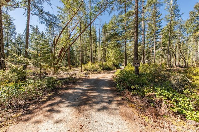 4314 Lackey Road NW, Lakebay, WA 98349