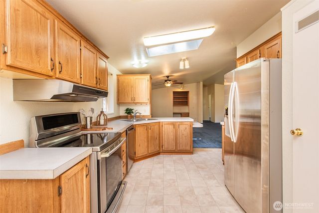 4314 Lackey Road NW, Lakebay, WA 98349