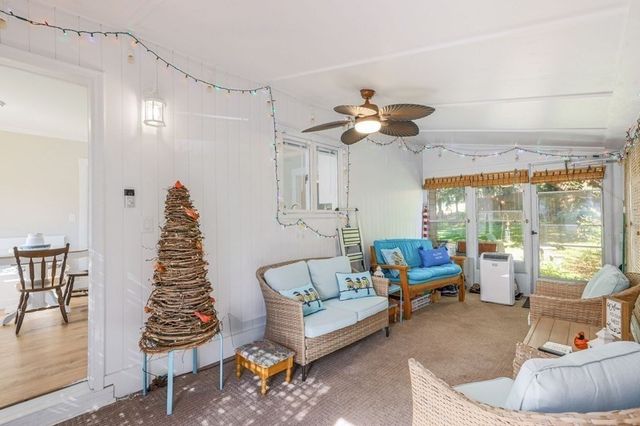 15 Davidson Road, Worcester, MA 01605