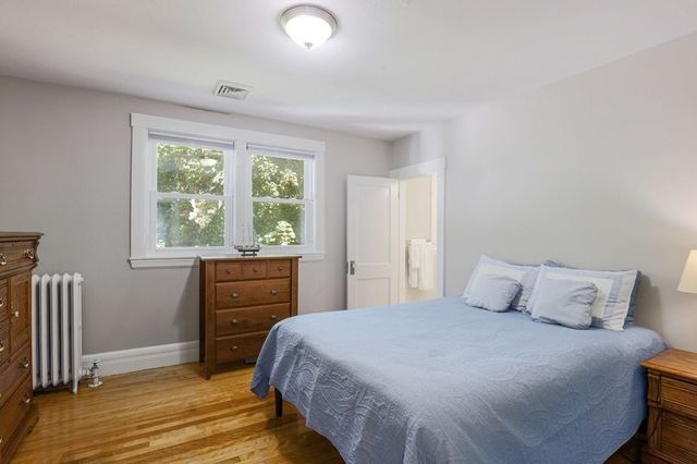 15 Davidson Road, Worcester, MA 01605