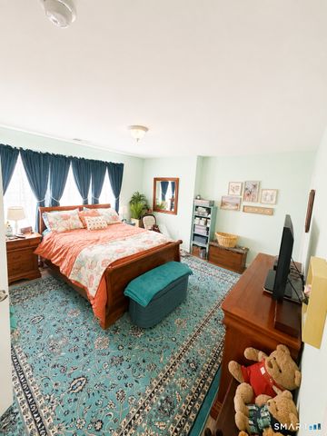 17 Hannah Way, Harwinton, CT 06791