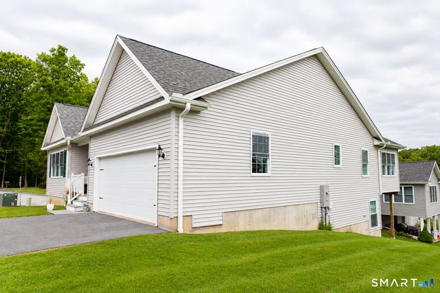 17 Hannah Way, Harwinton, CT 06791
