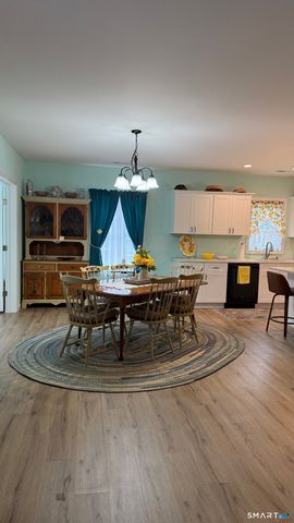 17 Hannah Way, Harwinton, CT 06791