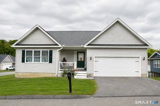 17 Hannah Way, Harwinton, CT 06791