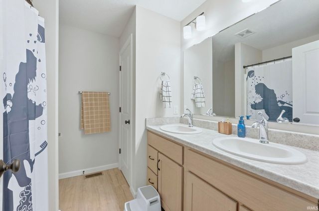 1928 Freestone Place, Huntertown, IN 46748