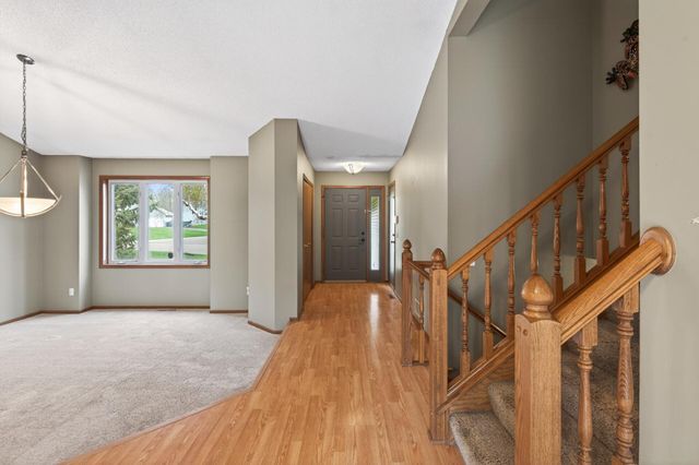 8270 Dawson Way, Inver Grove Heights, MN 55076