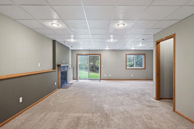 8270 Dawson Way, Inver Grove Heights, MN 55076