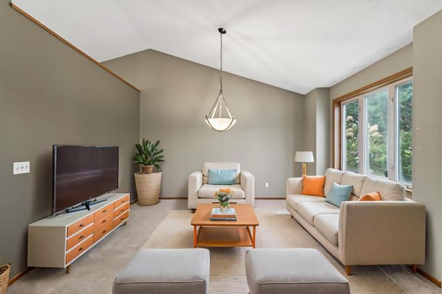 8270 Dawson Way, Inver Grove Heights, MN 55076