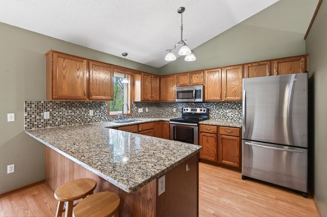 8270 Dawson Way, Inver Grove Heights, MN 55076