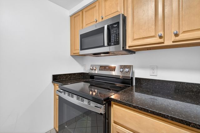 200 Captains Row 202, Chelsea, MA 02150